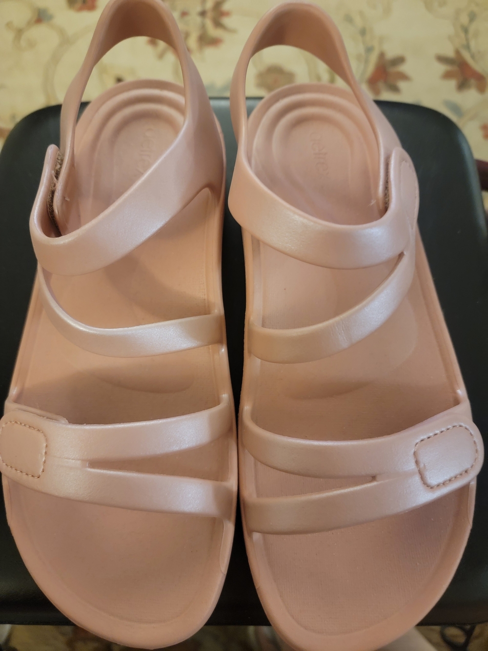 New NWOT Aetrex Women's Blush Pink Strappy Comfort Water Sandals Sz 10M